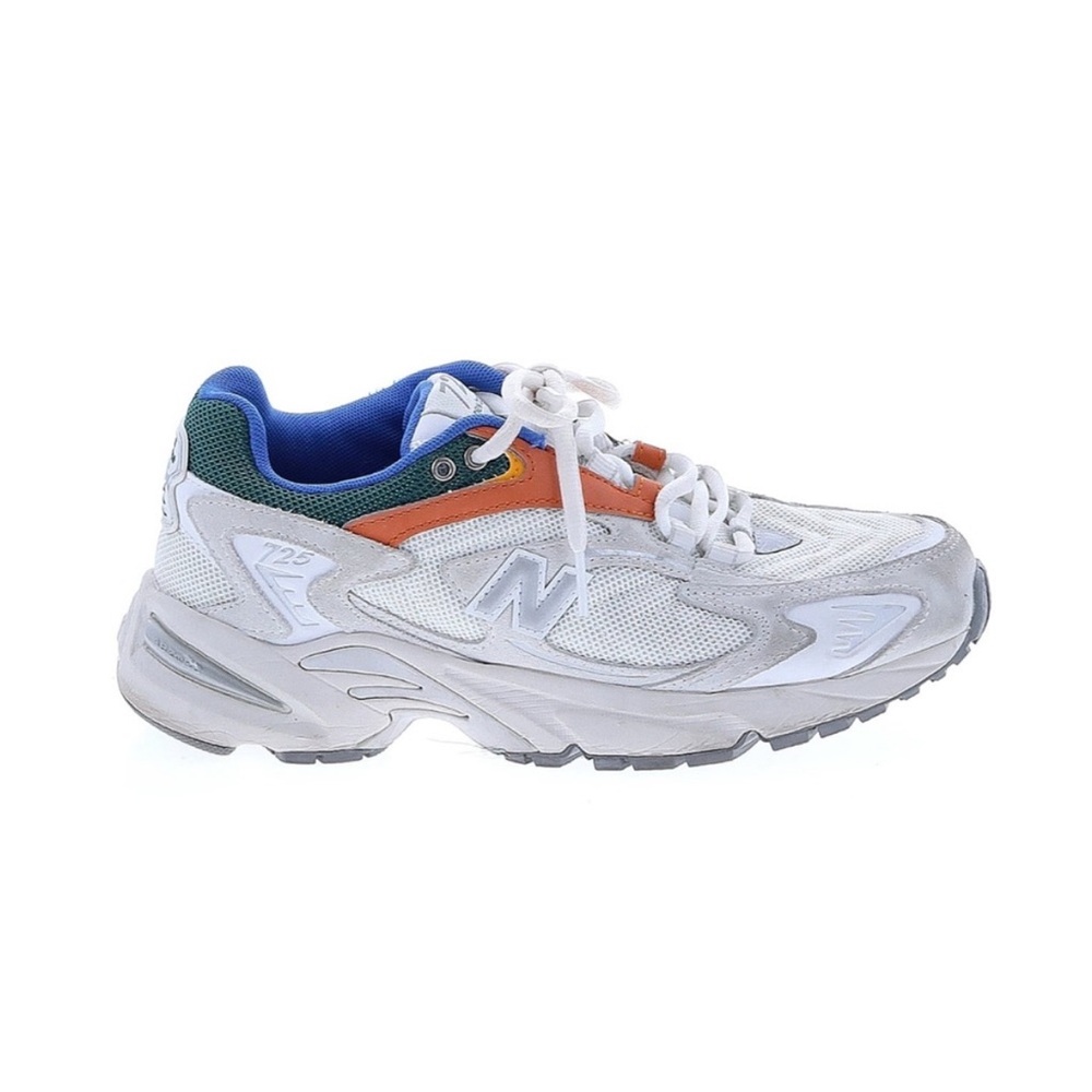 New Balance 725 White and Orange Sneakers - women’s size 8